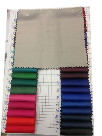 GZ-LNXN  C3101  厚色丁 畢業袍 側面照